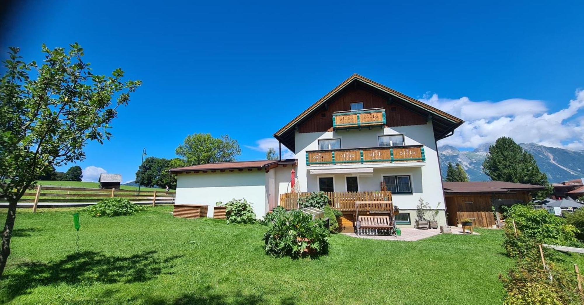 Апартаменты Haus Hubertusheim Шладминг Экстерьер фото