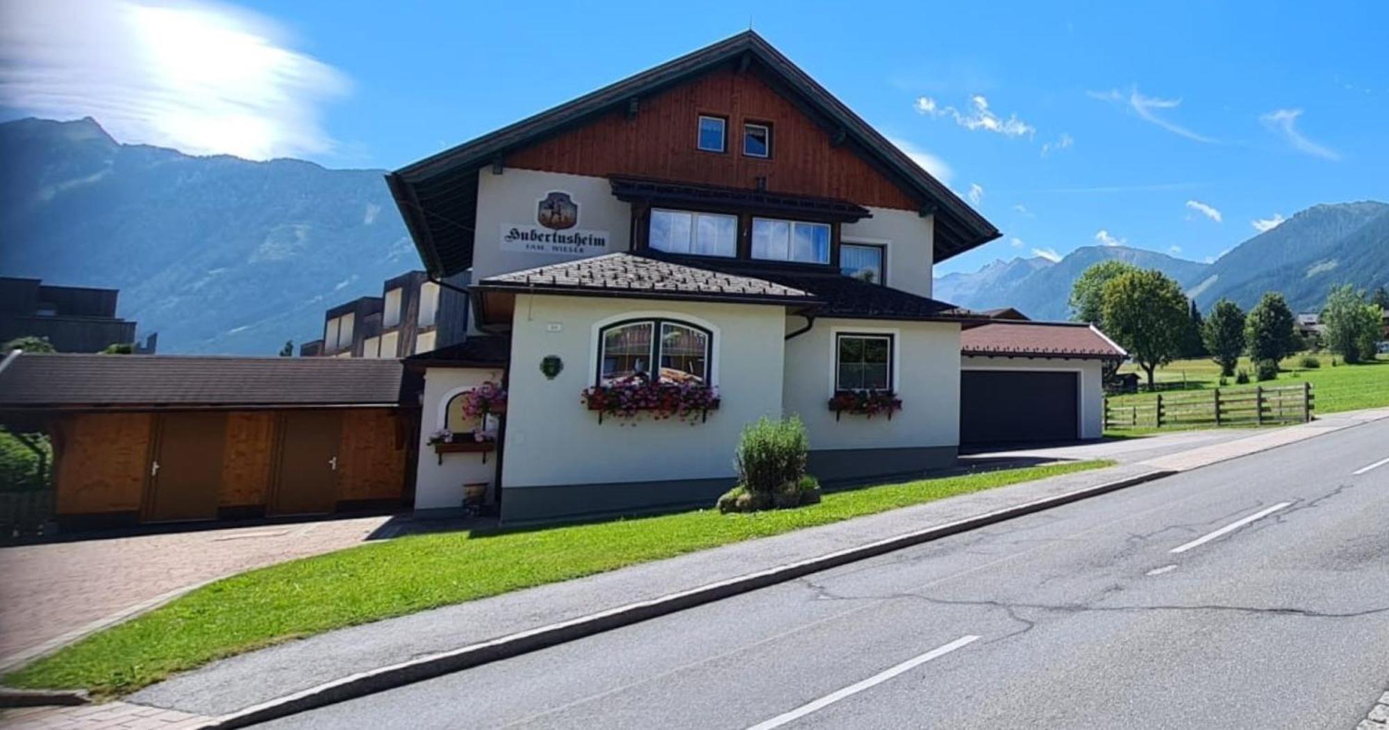 Апартаменты Haus Hubertusheim Шладминг Экстерьер фото